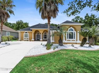 227 Edgewater Dr, Saint Marys, GA 31558