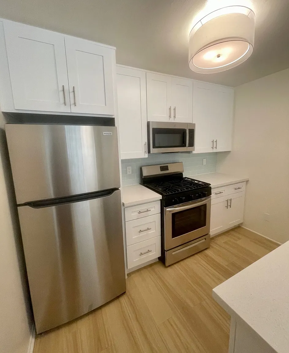 2 bed, 2.0 bath, $3,150 — Photo 4