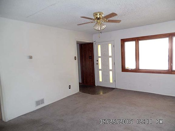 2nd image of 609 E. Stephens Ave.