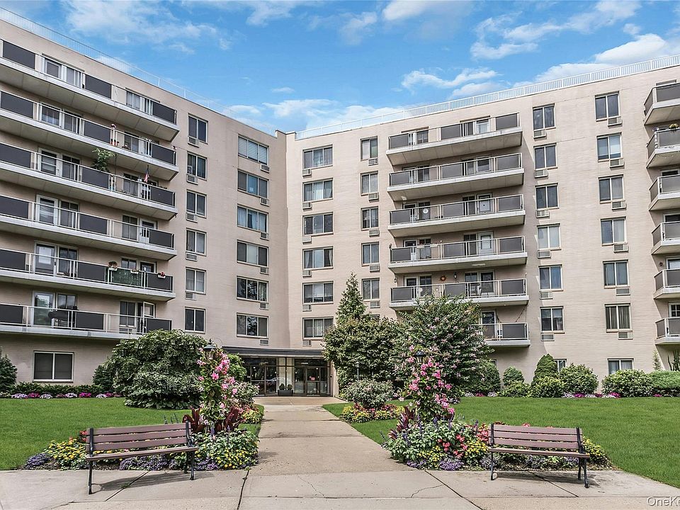 1st image of 135 Post Avenue #6B