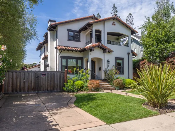 52 Hillview Ave, Redwood City, CA 94062