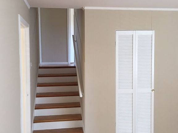 4th image of 212 Alta Mesa Dr
