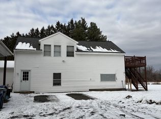 206 Belchertown Rd, Amherst, MA 01002