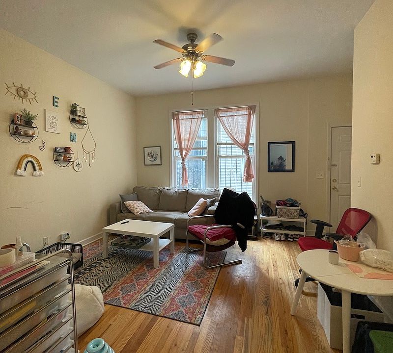 1st image of 852 W Buckingham Pl #1AR