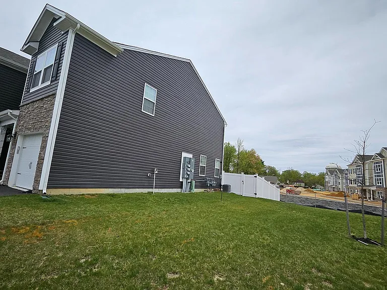50 Peregrine Way — Photo 19