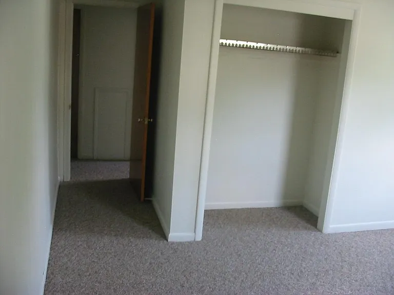 334 Main St #B4 — Photo 3