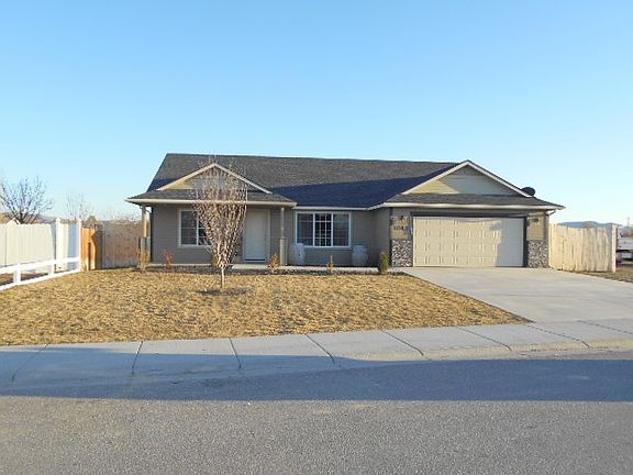 2nd image of 1085 Dittman Dr