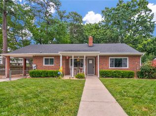 310 Cambridge Pl, Colonial Heights, VA 23834