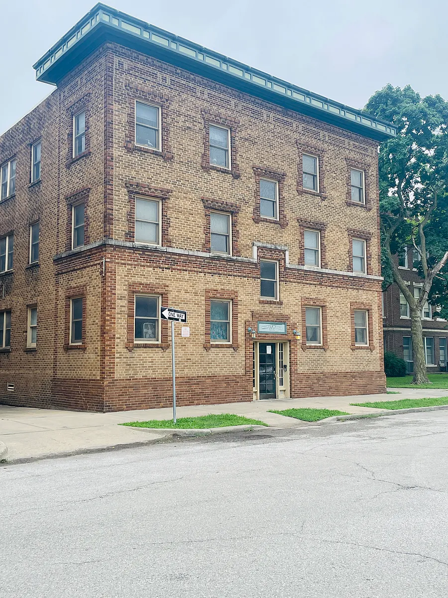 Building Photo - Maple Ave Apts