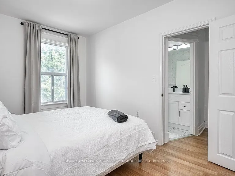 151 Broadview Ave — Photo 15