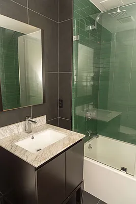 Rented by Manhattan Management LLC | media 7