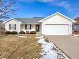 1727 Beech St, Normal, IL 61761