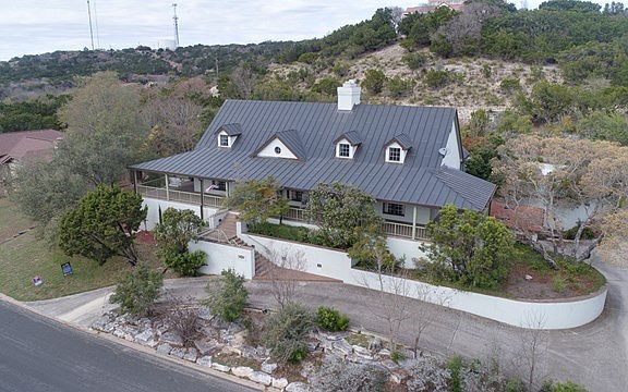 4th image of 2235 San Jacinto Dr