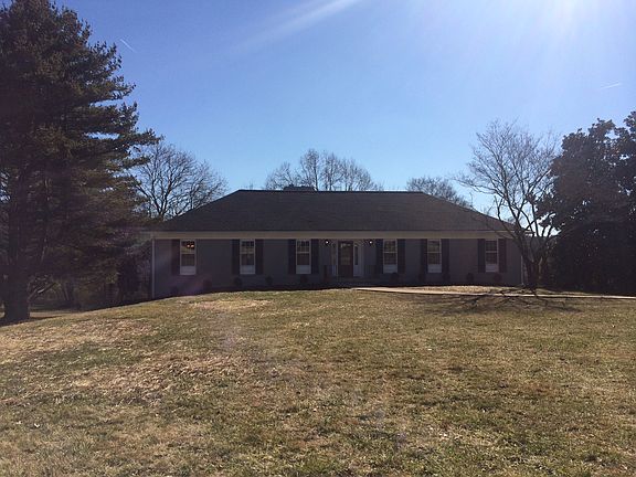 4th image of 10040 El Pinar Dr