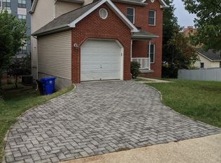 1212 S Rolfe St, Arlington, VA 22204