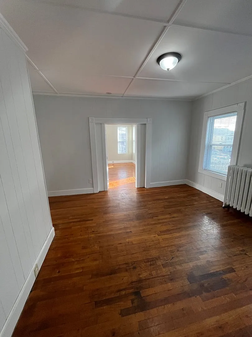 36 Fisher St — Photo 4
