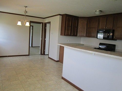 2nd image of 7338 Hackney Dr SE