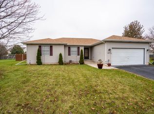 471 Jasmine St, Dekalb, IL 60115