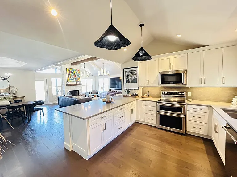 321 Village View Dr — Photo 7