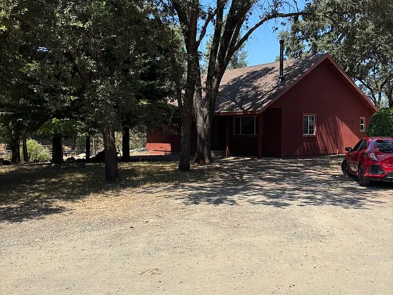 16360 Placer Hills Rd — Photo 2