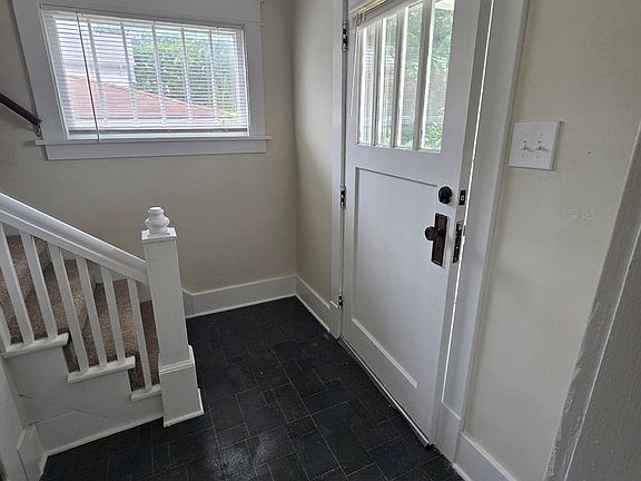 3rd image of 1109 Dousman St