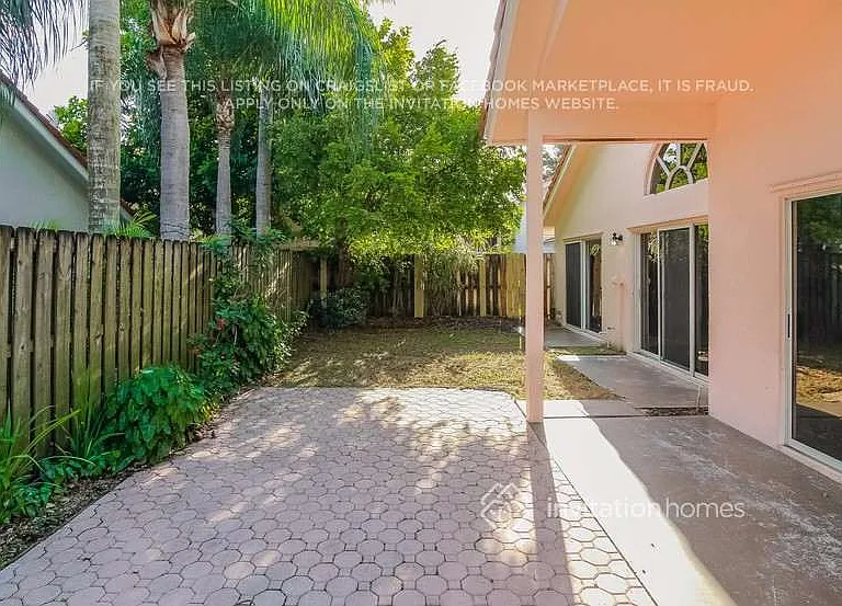 6821 NW 28th Pl — Photo 12