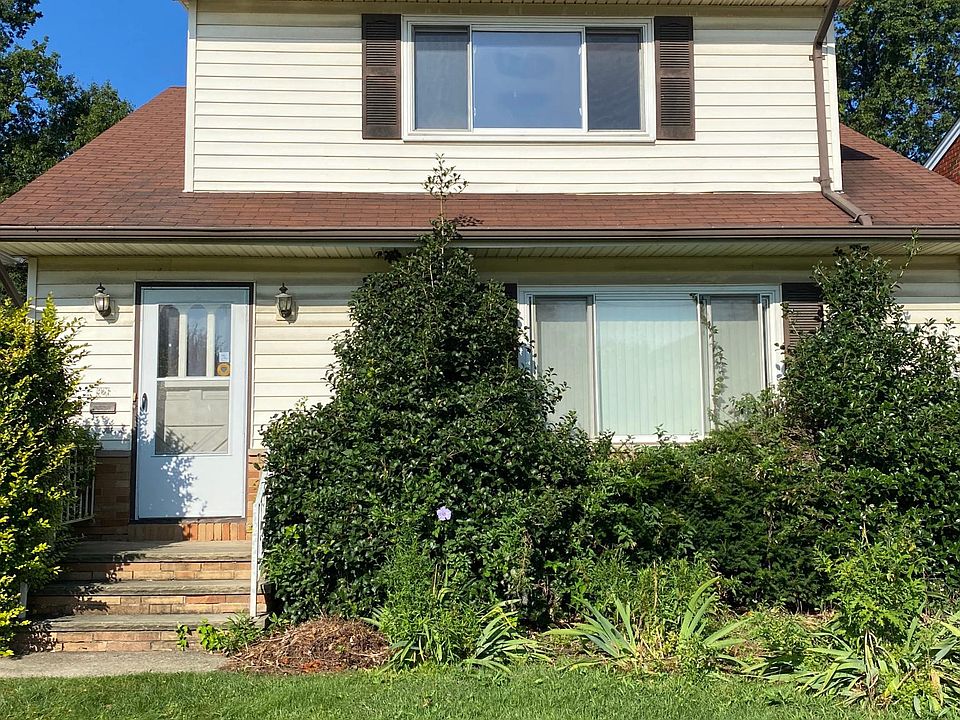 926 E 216th St 2, Cleveland, OH 44119 Zillow