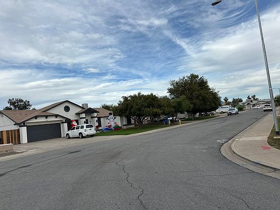 4th image of 3414 N 70th Dr