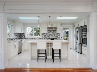 4081 Cedar Hill Rd, Saanich, BC V8N3C2