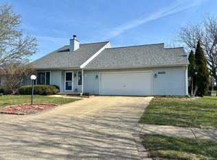 3302 Timberline Dr, Champaign, IL