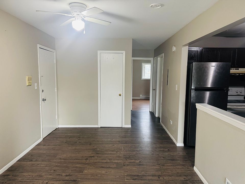 1st image of 1933 N Green Ln N APT 2B