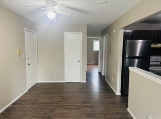 1933 N Green Ln N APT 2B, Palatine, IL 60074