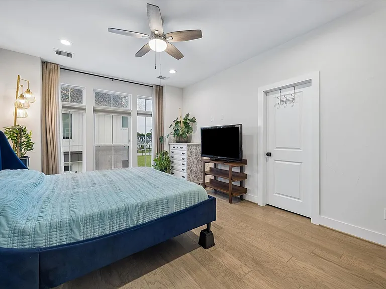2625 Paul Quinn St #B — Photo 19