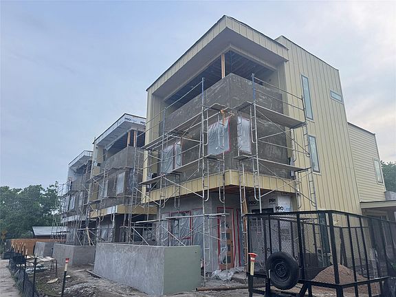3rd image of 7414 W Guadalupe St #3