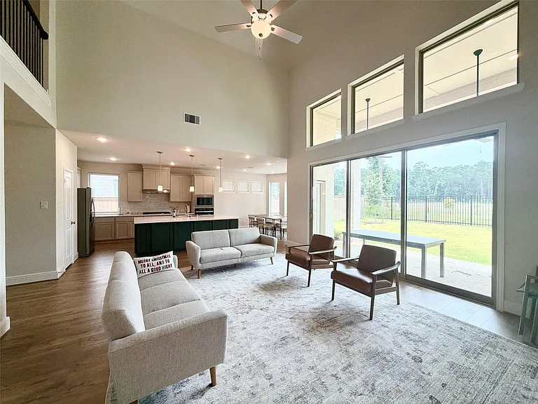 22037 Gateway Arch Dr — Photo 8