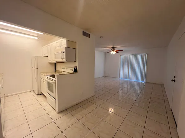 1500 N Congress Ave APT A5, West Palm Beach, FL 33401
