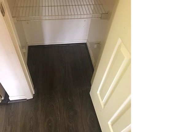 3rd image of 13107 Briarcliff Ter APT 210
