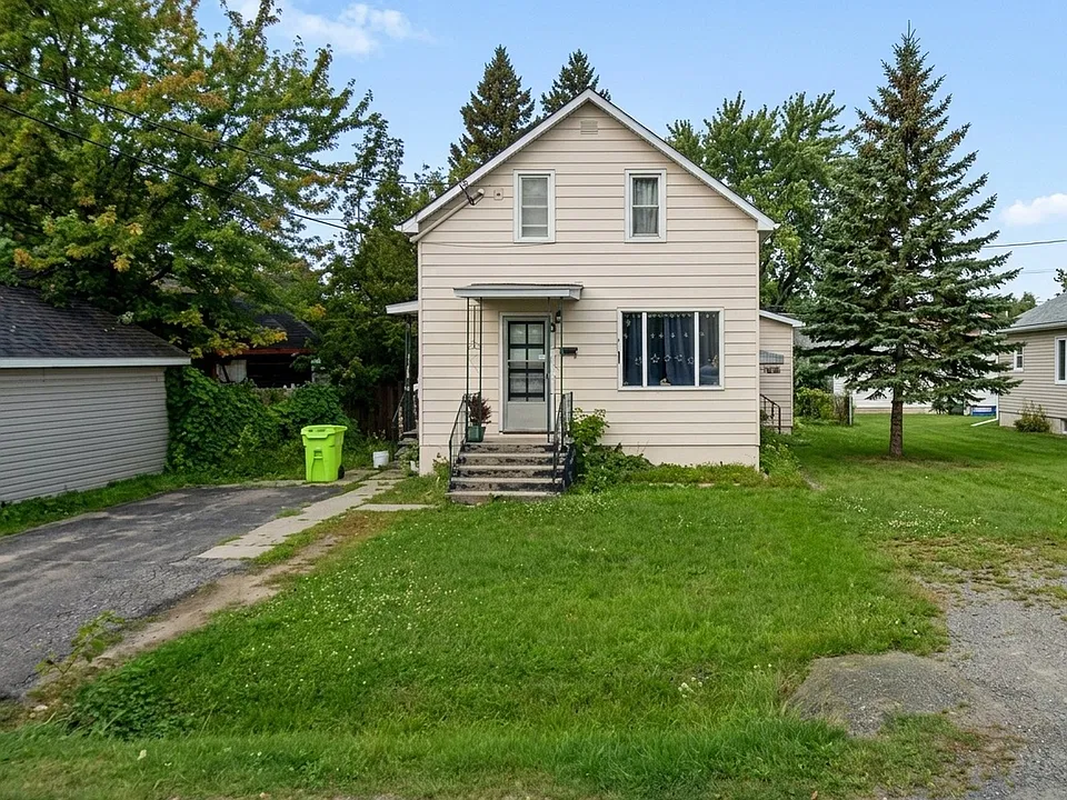 3 Cameron Ave