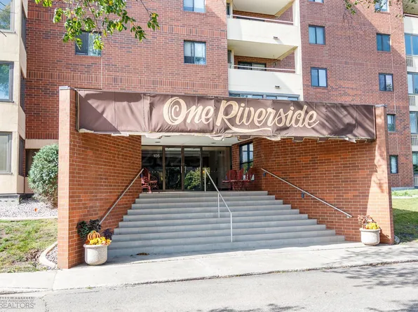 105 3rd St N APT 605, Moorhead, MN 56560