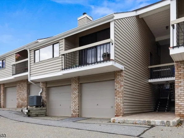 51 Overlook Dr, Union Twp., NJ 08809