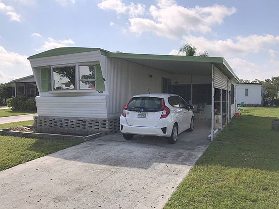 3rd image of 530 Colony Trl