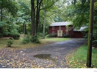 262 Ingleside Rd, Fairfield, CT 06824