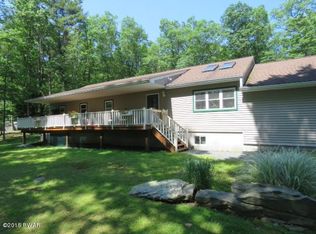 155 Garrity Rd, Hawley, PA 18428