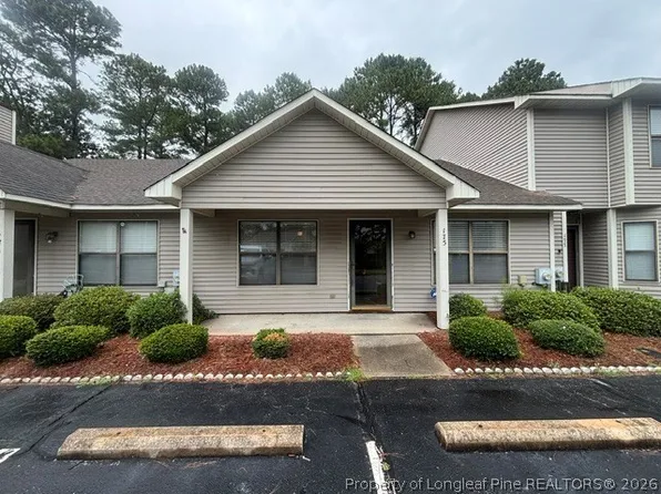 175 Aloha Dr, Fayetteville, NC 28311