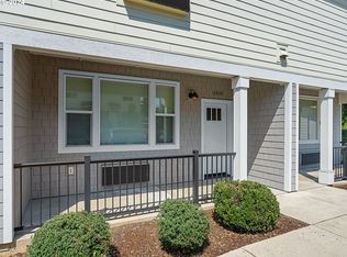 10849 E Burnside St, Portland, OR