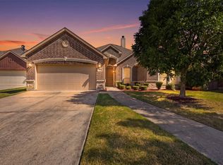 2333 Los Olivos Ln, Fort Worth, TX 76131