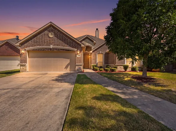 2333 Los Olivos Ln, Fort Worth, TX 76131