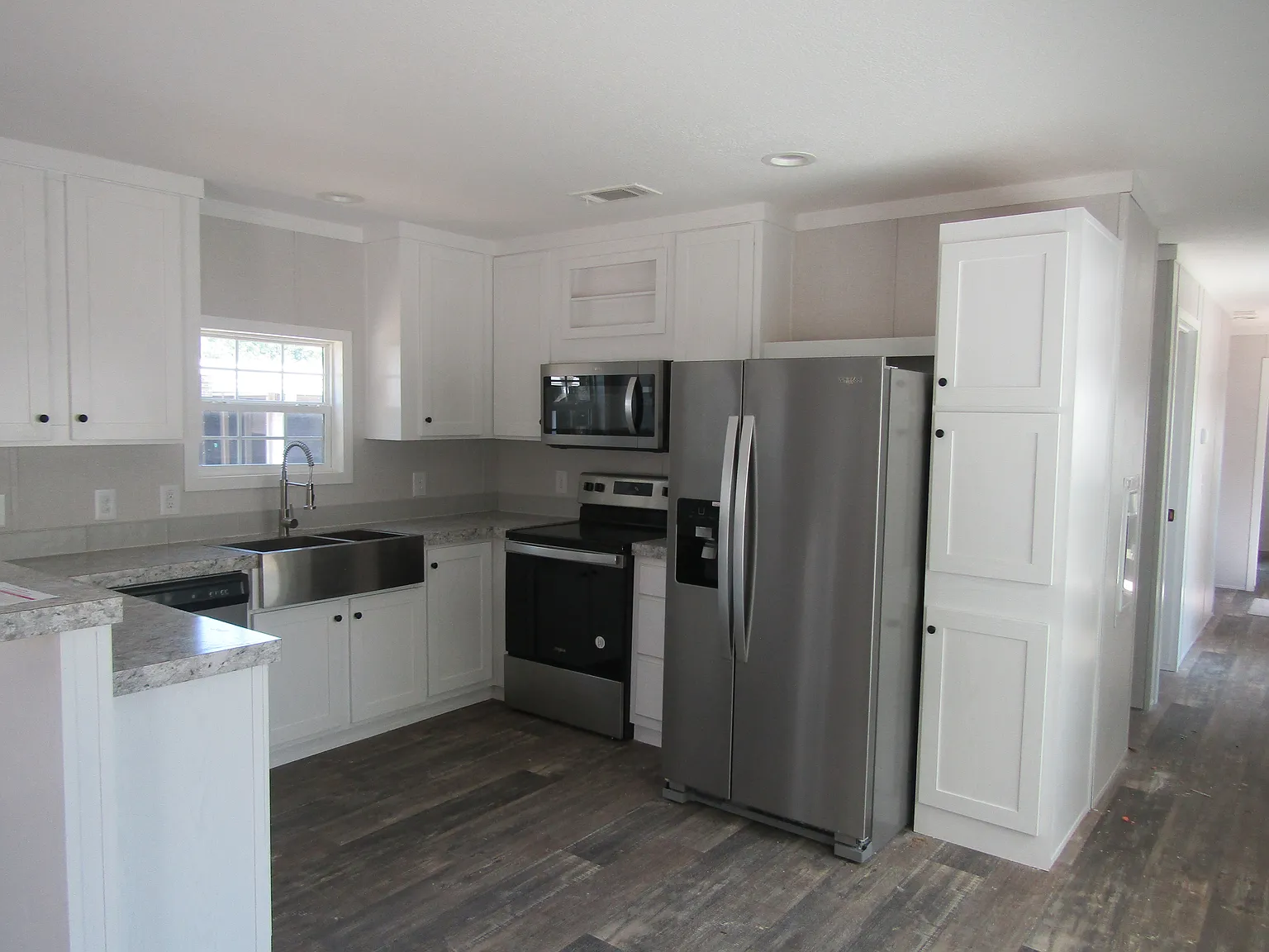 2 bed, 2.0 bath, 900 sqft, $1,500 — Photo 3