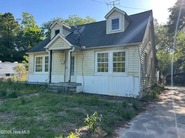 321 Pine Street, Kinston, NC 28501