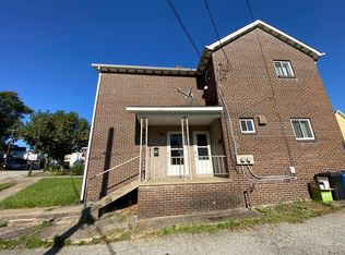 444 4th St #A, Monongahela, PA 15063